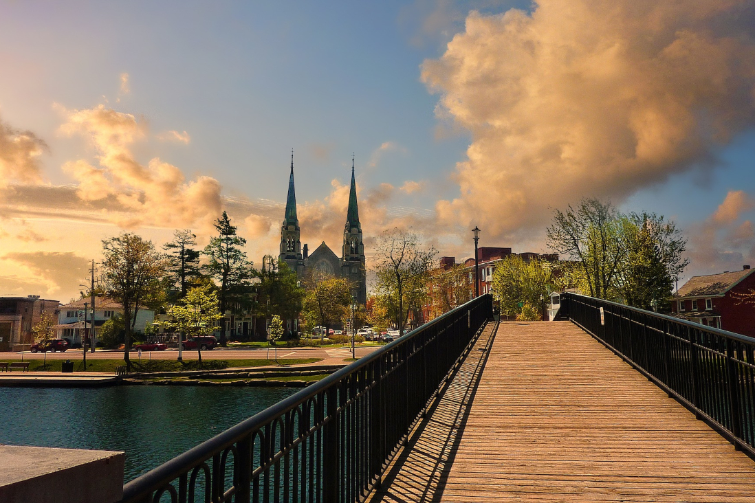 Canadian Language Learning College