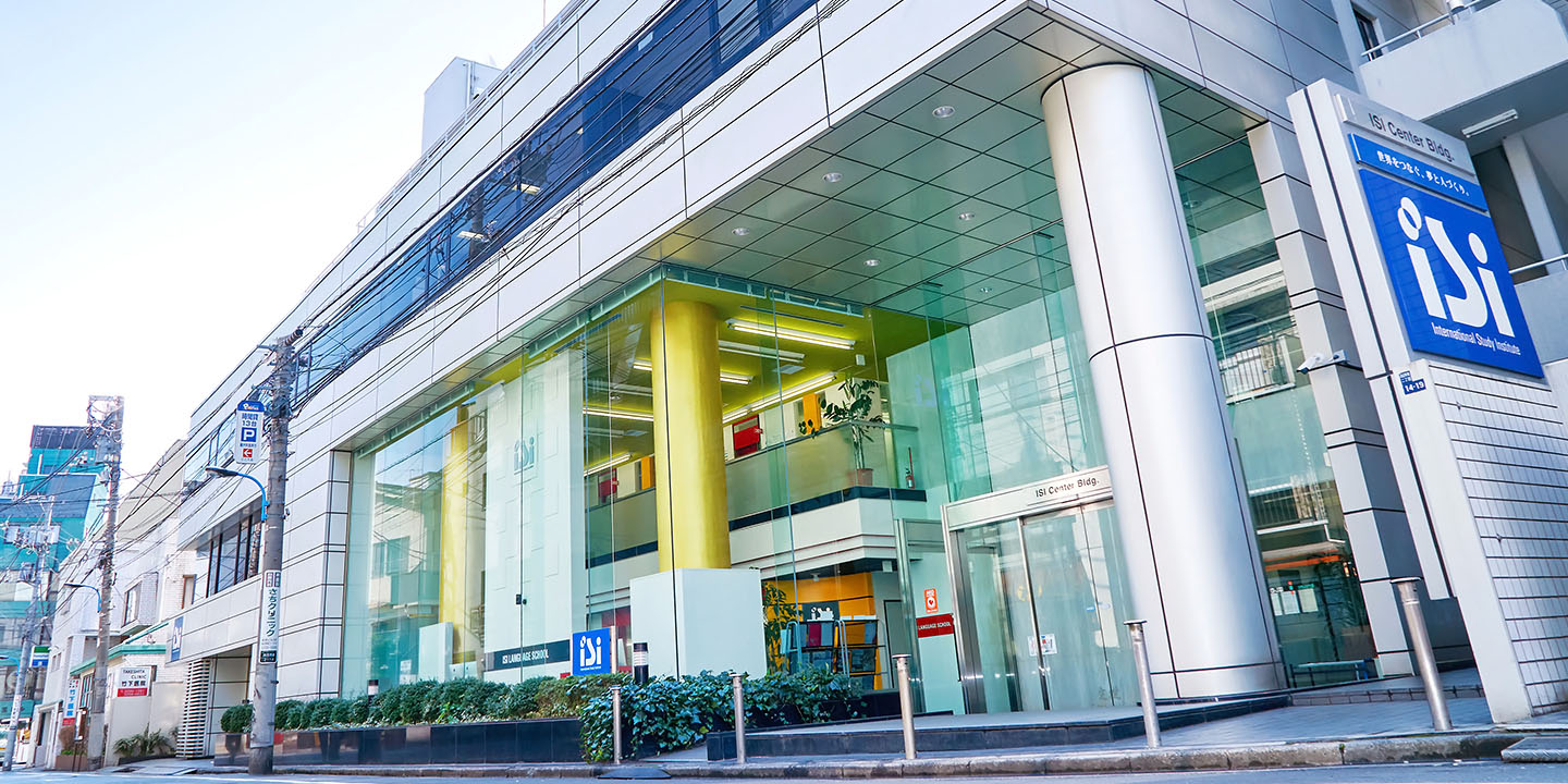 Estudia en ISI Tokio
