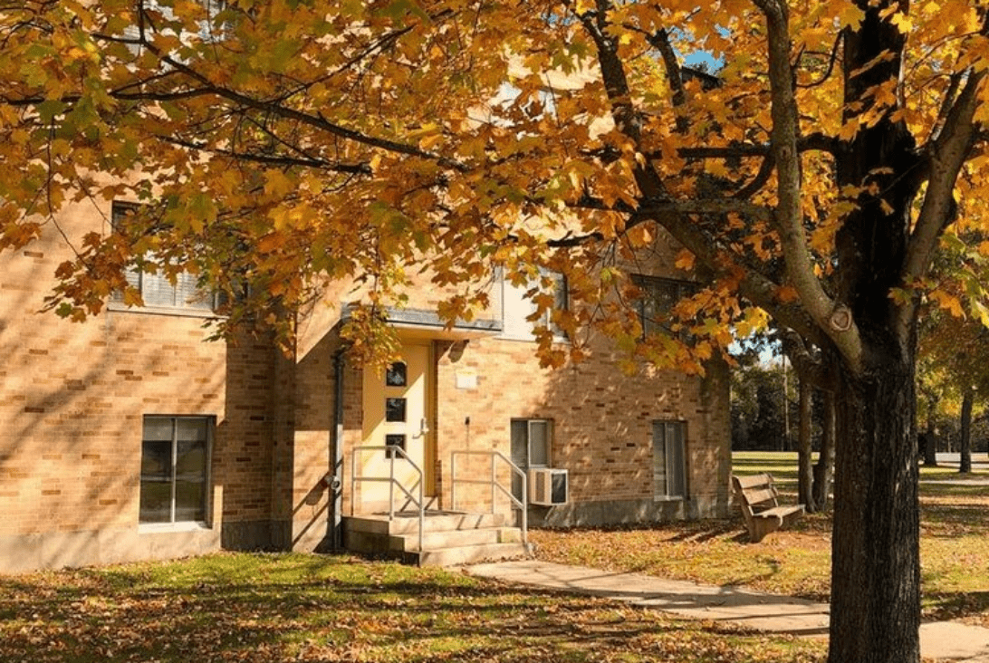 The MacDuffie School - VETE-Education-and-Travel