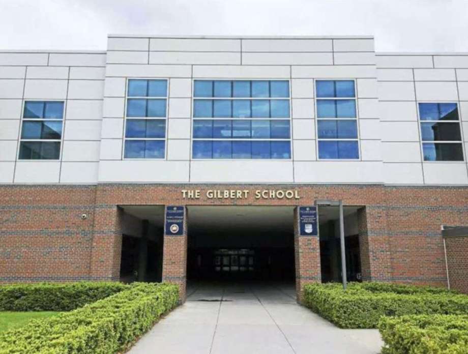 Estudia la preparatoria en Connecticut